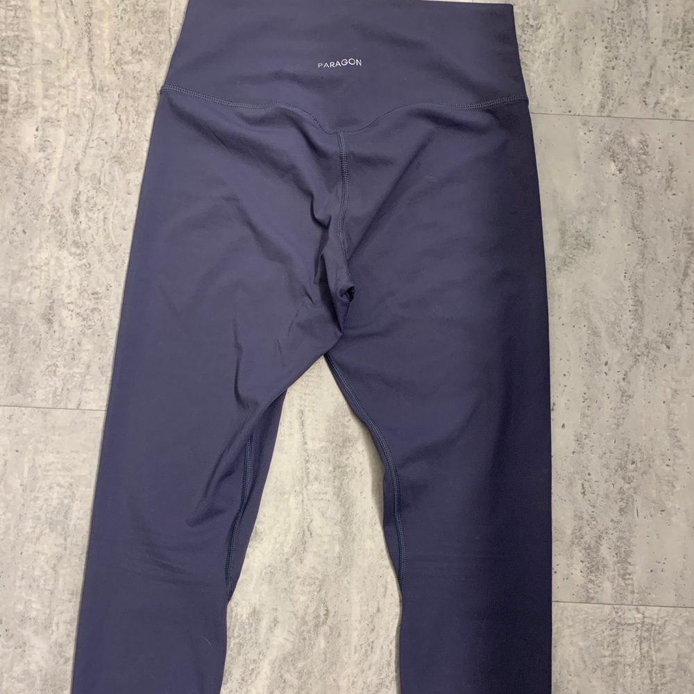 Paragon essential legging Medium